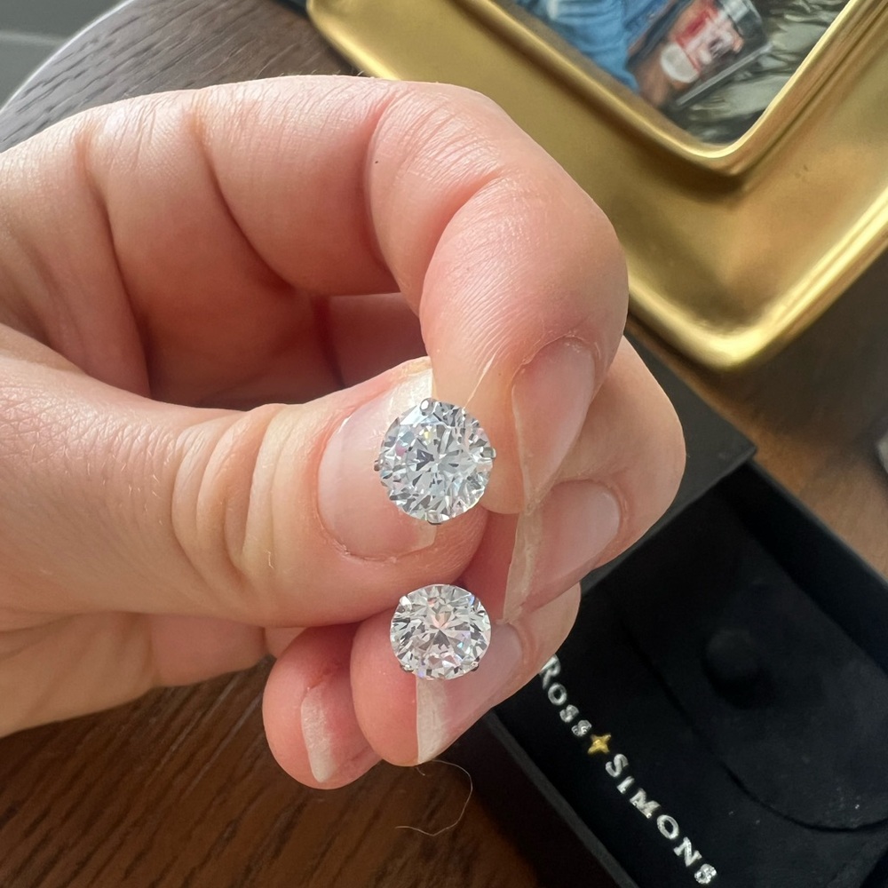 3CTW CZ Studs - White Gold - Picture 4 of 7